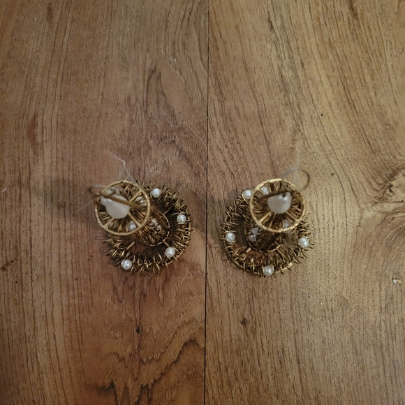 Vintage Gold Wire Candlestick Ornaments With Pearls - Picture 3 of 5